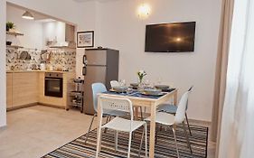 Brand New Lozenets Apt